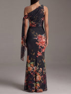 Danae & Melina - Vestido Maxi Plisado en Chifón Estampado Negro de Un Hombro