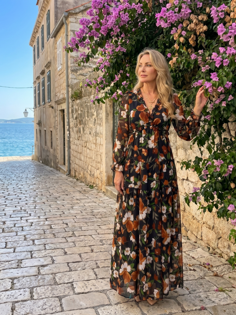 Camelia | Μάξι φόρεμα με φλοράλ στάμπα, μακριά μανίκια και φούστα με βολάν