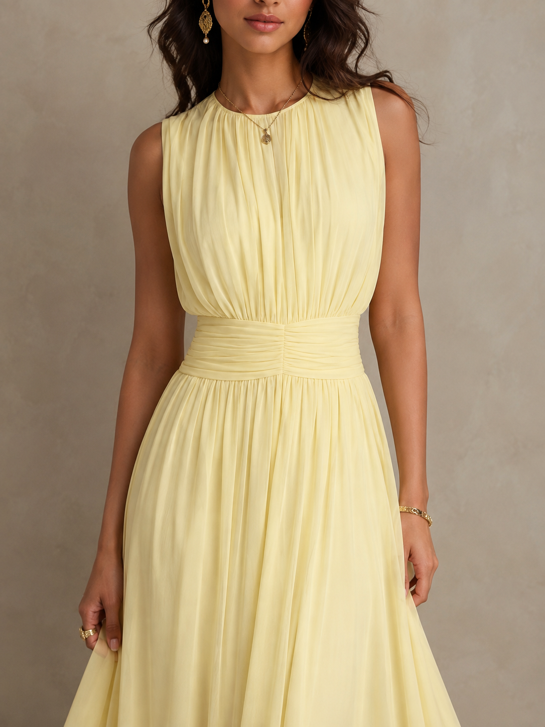 Isabel | Vestido Maxi Roxanne con Cintura Fruncida y Sin Mangas