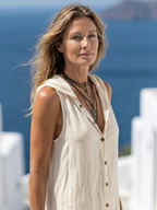 Marune | Vestido Maxi sin Mangas con Capucha