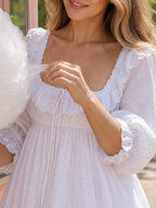 Serenelle | Mini vestido de manga larga con escote cuadrado y ribete de volantes