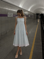 Nathalia | Vestido midi de tirantes anudables con estampado de rayas