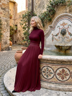 Lana | Vestido midi de manga larga con cuello alto y cintura marcada