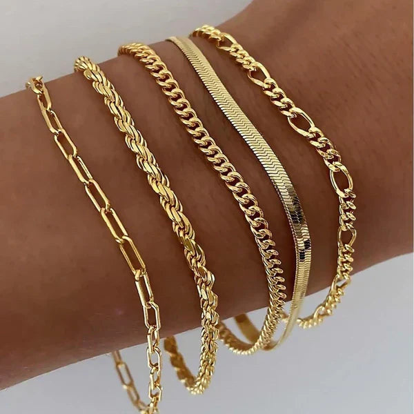 Σεβαστή - Σετ 5 βραχιολιών σε χρυσό