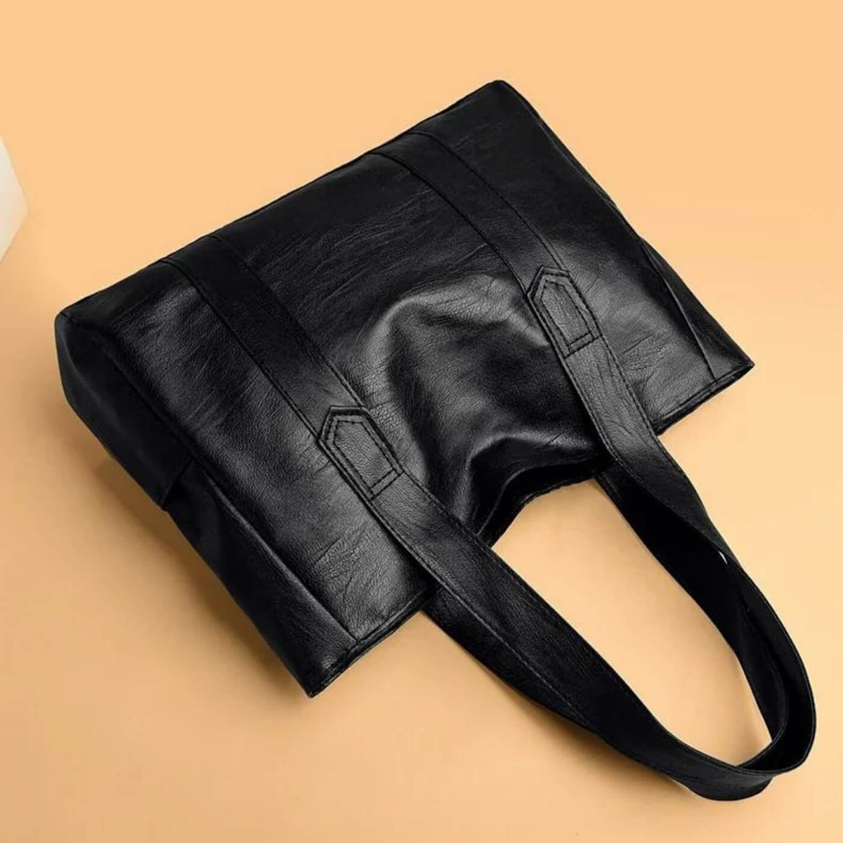 Livia’s Minimal Carry | Τσάντα Tote