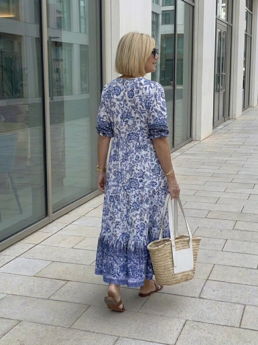 Tallis | Elegante vestido floral con cuello en V