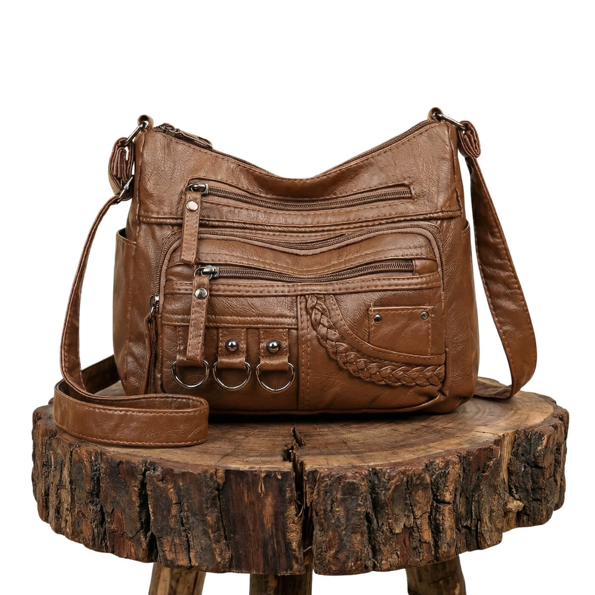 Η τσάντα crossbody Serafina’s Utility Charm
