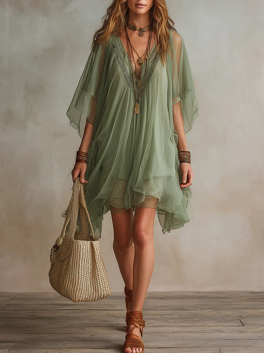 Danae & Melina - Vestido Mini Fluido en Chifón Verde con Escote en V