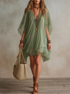 Danae & Melina - Vestido Mini Fluido en Chifón Verde con Escote en V